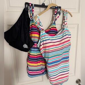 Set of 2 tank top swim suit with 1 matching bikini bottoms. XL tops 10 bottom